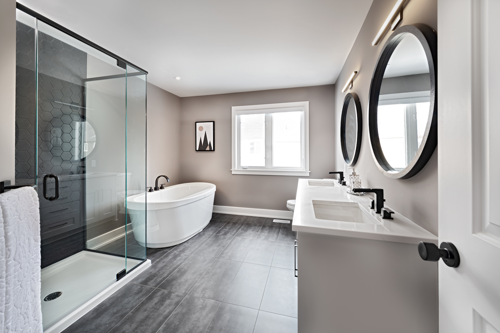 Cumberland Ensuite Bathroom